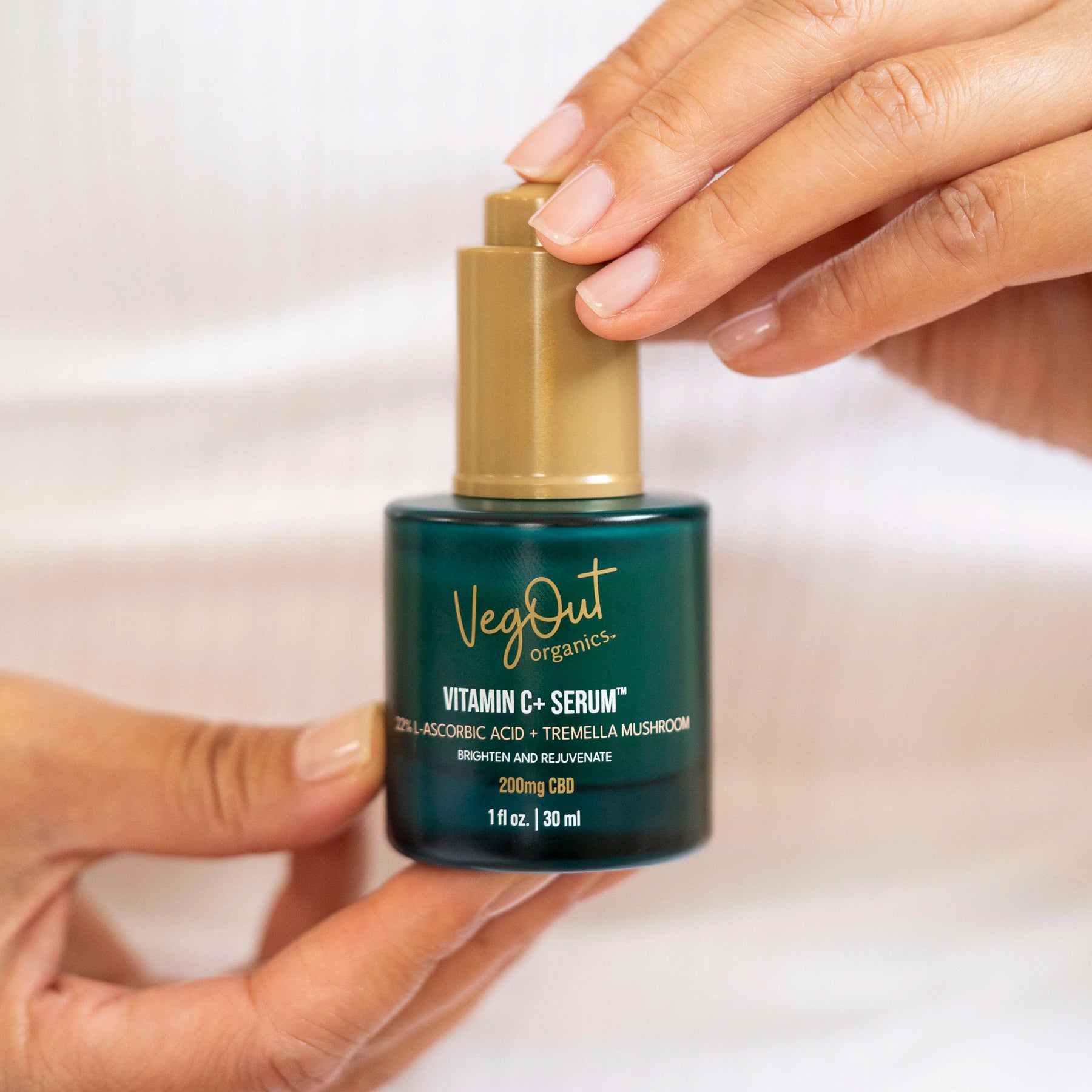 Vitamin C + Serum: brighten and rejuvenate skin